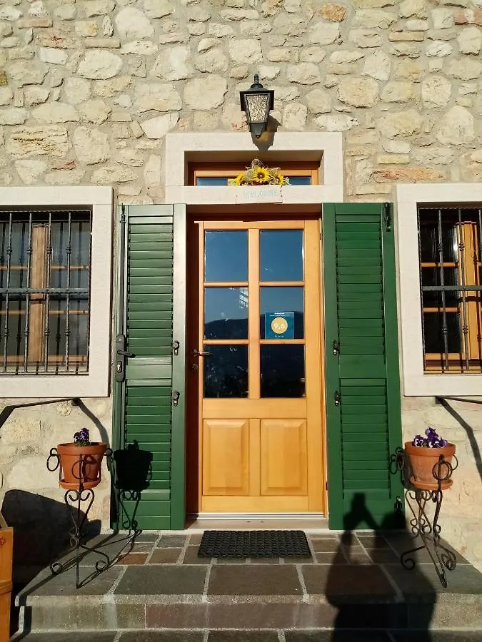 Alloggio per agriturismo Villa Ca' del Laki Caprino Veronese