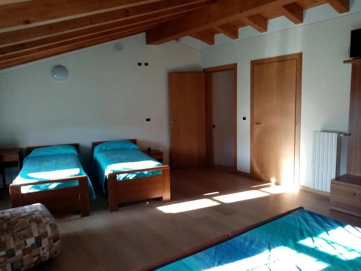 Villa Ca' del Laki Caprino Veronese 0*,  Italia