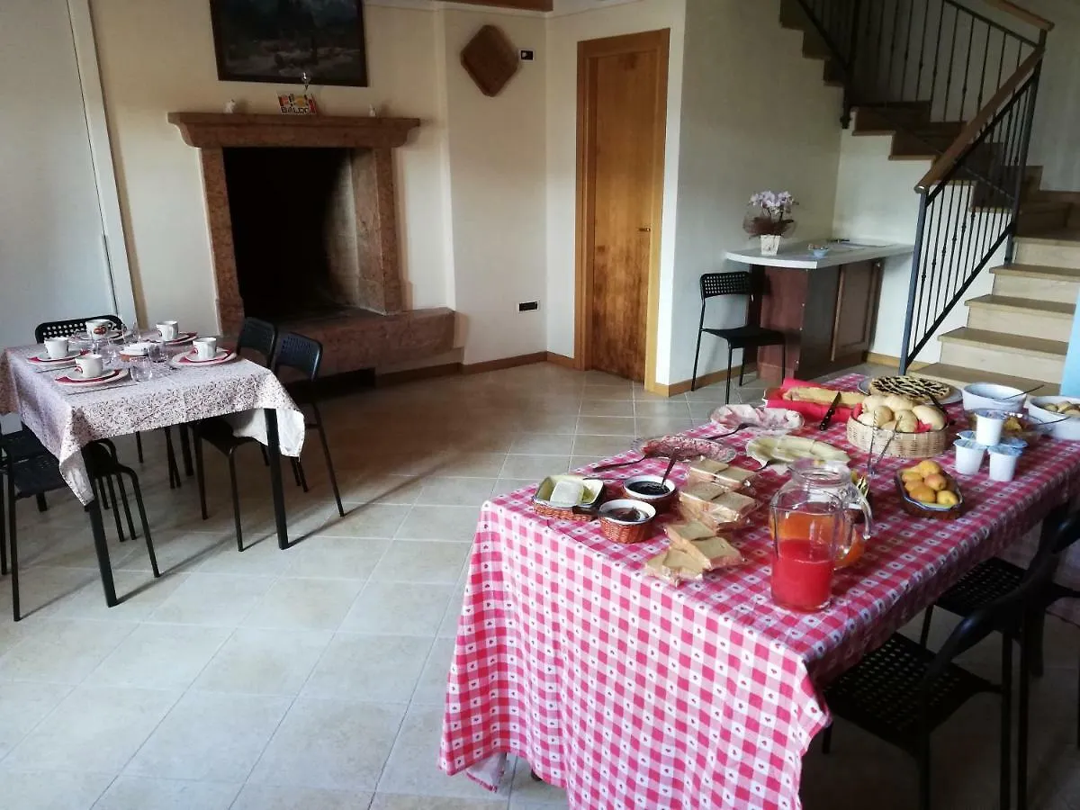 Ca' Del Laki Villa Caprino Veronese Lantgård
